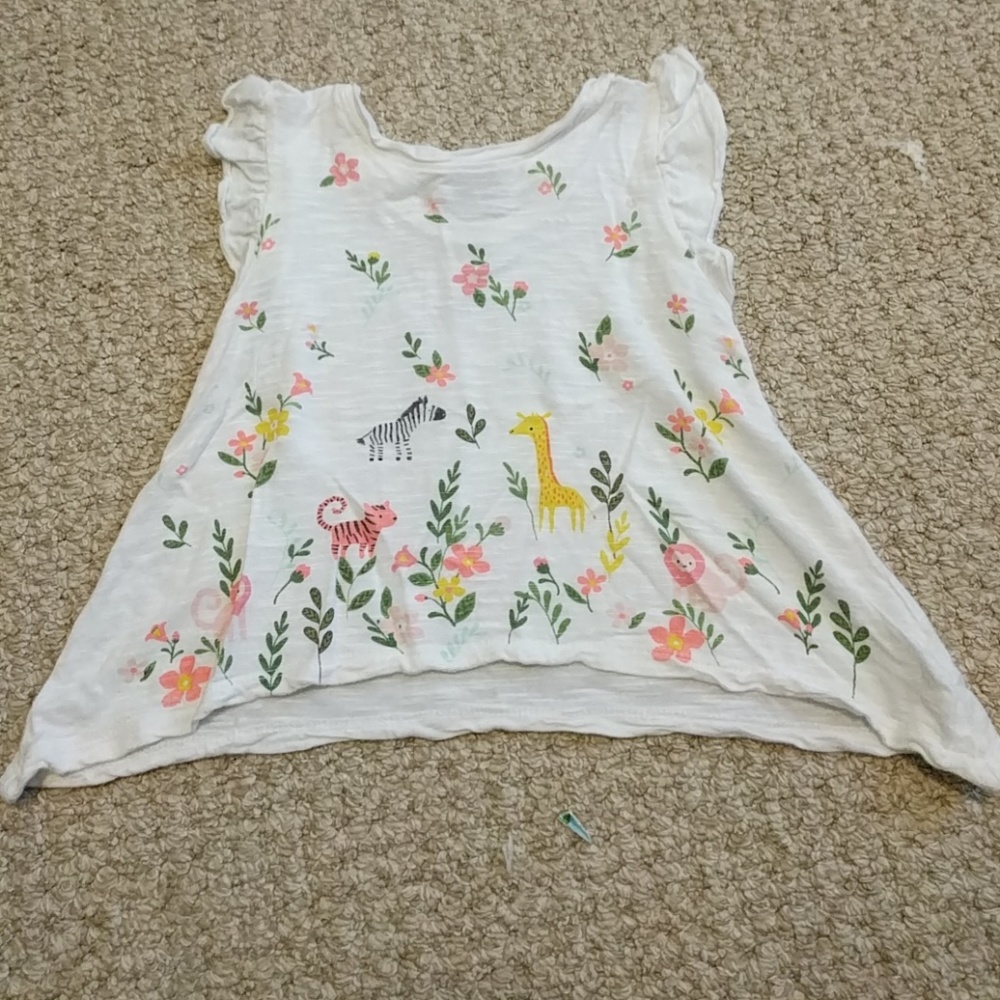 Flowy tank